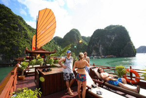 Oriental sails Halong bay