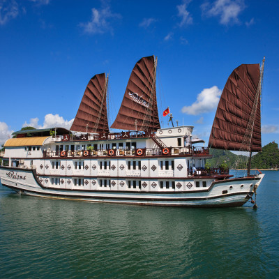 Paloma Cruise Halong Overview