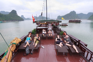 Phoenix cruise  halong bay