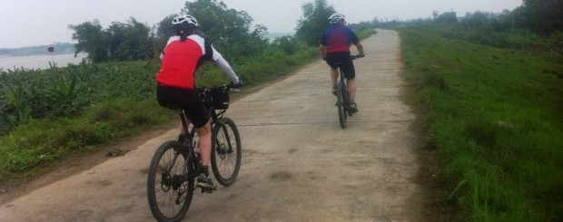 Hanoi cycling tours